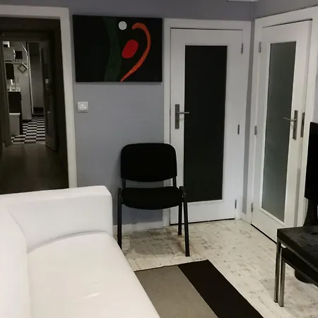Dobairro Suites At Principe Real-3