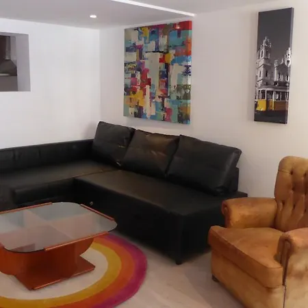 Dobairro Suites At Principe Real-2